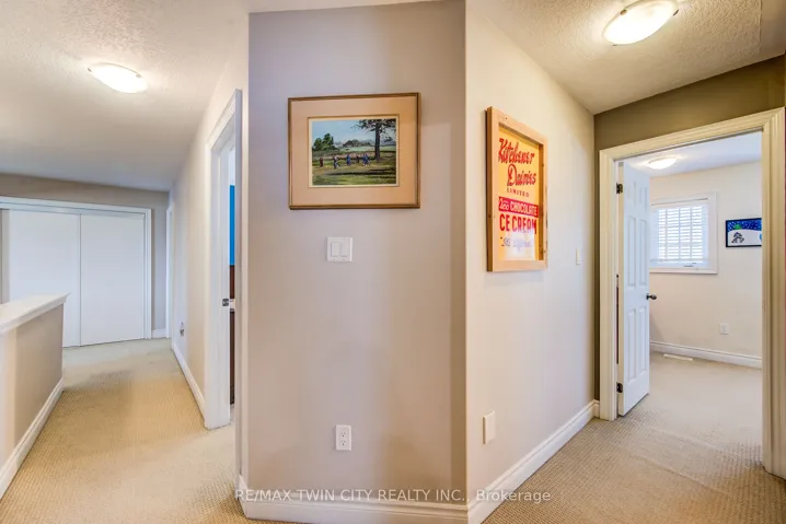 51 Wakefield Street, Woolwich, ON N0B 1M0