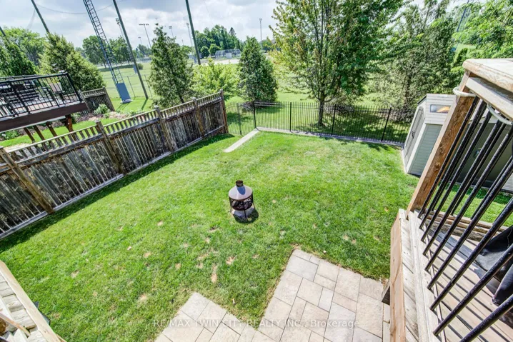 51 Wakefield Street, Woolwich, ON N0B 1M0