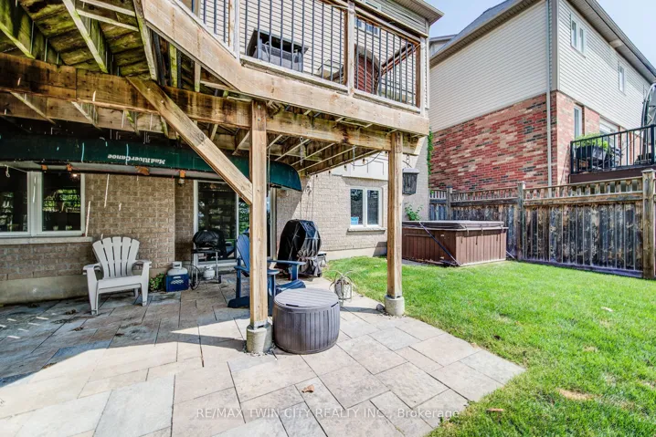 51 Wakefield Street, Woolwich, ON N0B 1M0