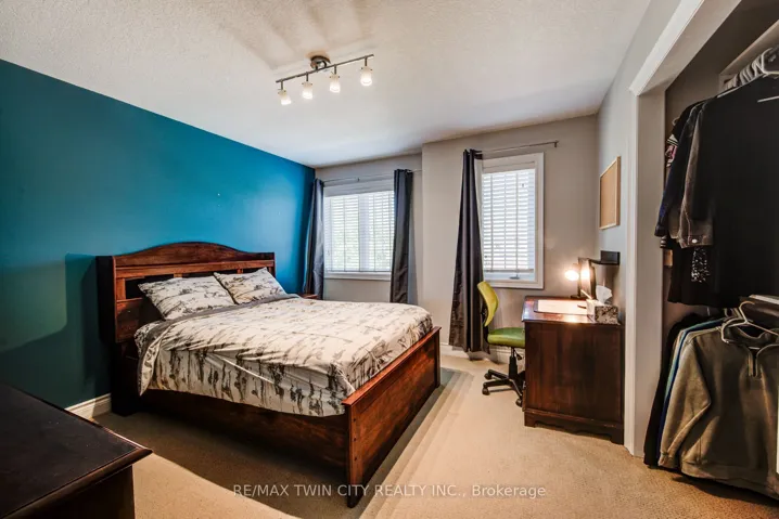 51 Wakefield Street, Woolwich, ON N0B 1M0