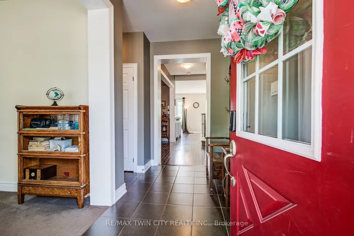 51 Wakefield Street, Woolwich, ON N0B 1M0