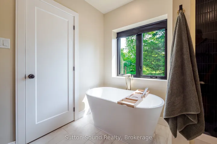 115 Gordon Street S, Chatsworth, ON N0H 2V0