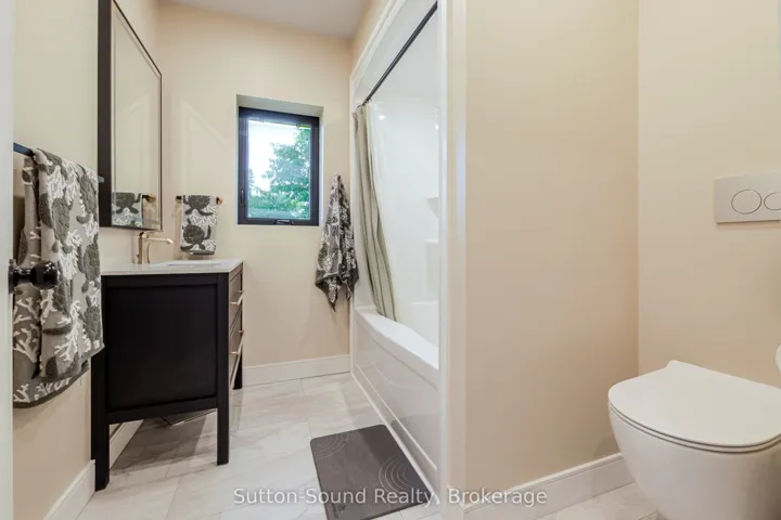115 Gordon Street S, Chatsworth, ON N0H 2V0