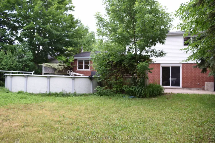 617 Louis Street, Saugeen Shores, ON N0H 2C4