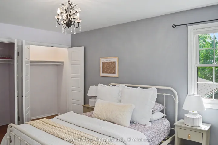 617 Louis Street, Saugeen Shores, ON N0H 2C4