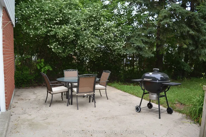 617 Louis Street, Saugeen Shores, ON N0H 2C4