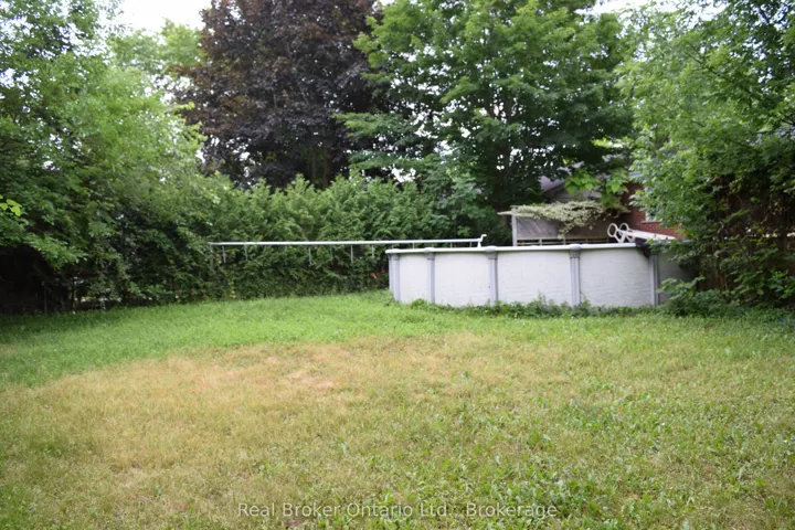 617 Louis Street, Saugeen Shores, ON N0H 2C4