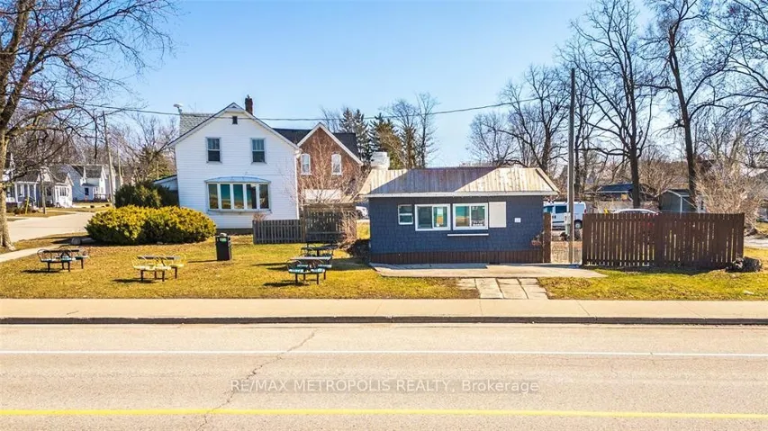 1522 St Clair Parkway, St. Clair, ON N0N 1H0