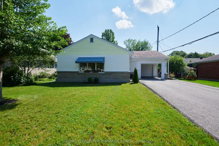 2243 Hillary Avenue, Alta Vista And Area, ON K1H 7H7