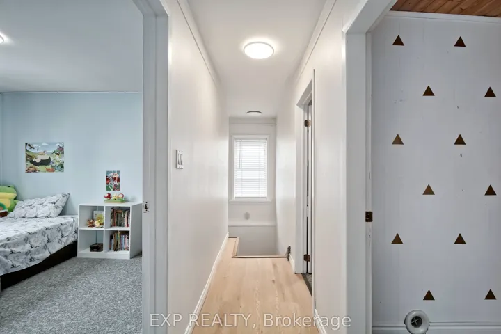 49 Euclid Avenue, London South, ON N6C 1C2