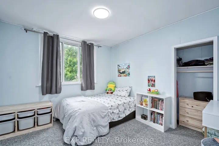 49 Euclid Avenue, London South, ON N6C 1C2