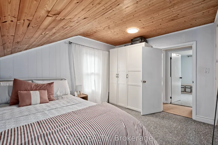 49 Euclid Avenue, London South, ON N6C 1C2
