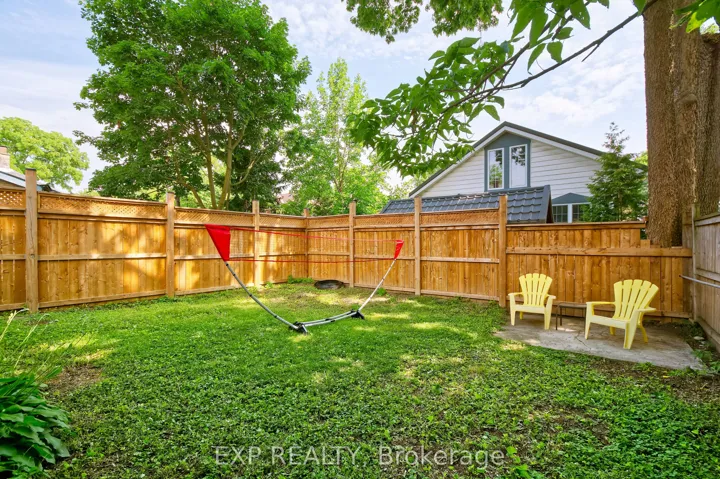 49 Euclid Avenue, London South, ON N6C 1C2