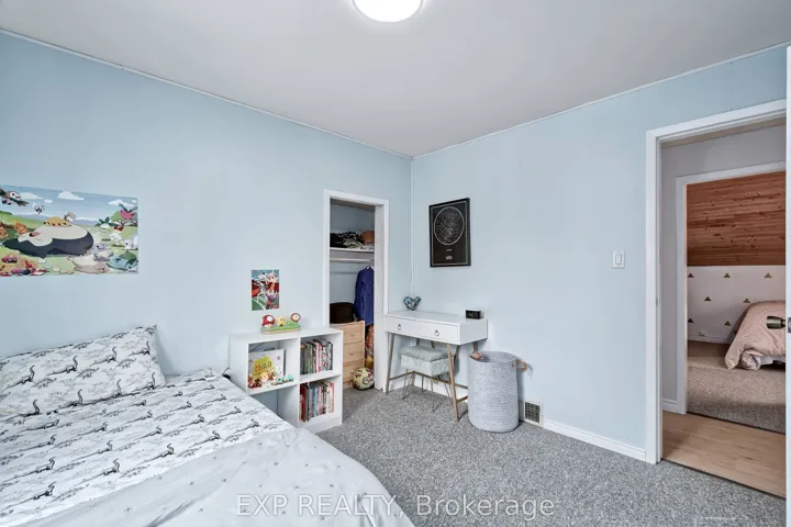 49 Euclid Avenue, London South, ON N6C 1C2