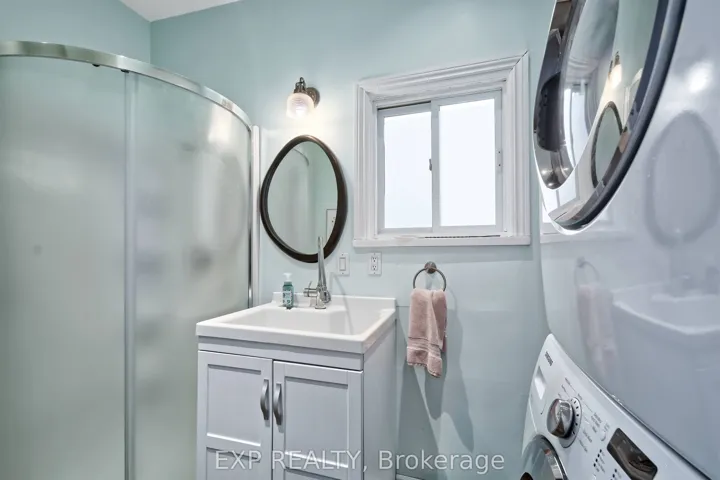 49 Euclid Avenue, London South, ON N6C 1C2