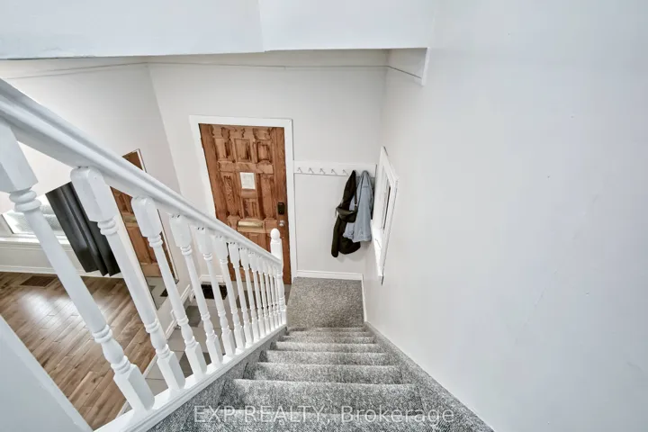 49 Euclid Avenue, London South, ON N6C 1C2