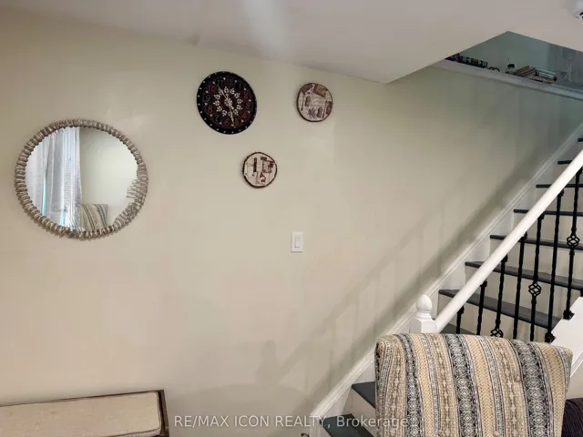 33 Sasha Crescent, London South, ON N6E 2M4