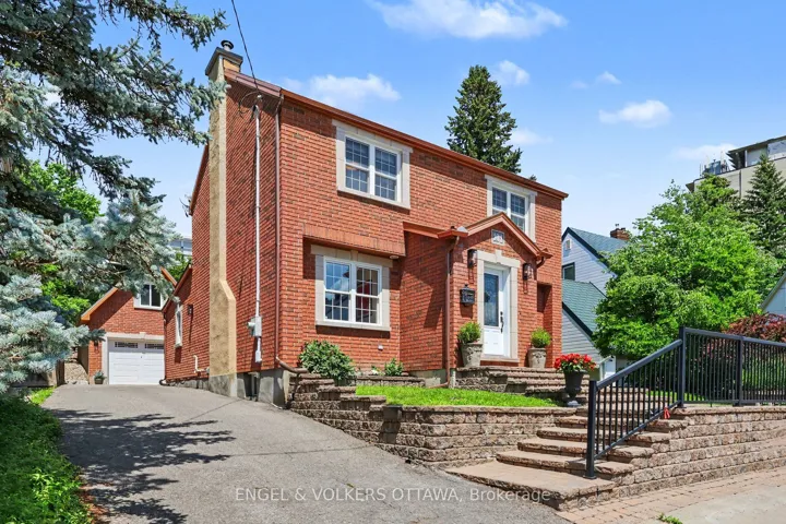 101 Ivy Crescent, New Edinburgh – Lindenlea, ON K1M 1Y1