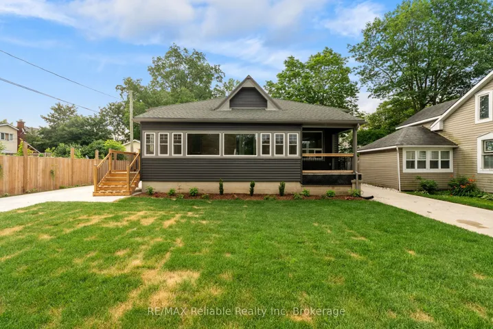 12 Jarvis Street N, Huron East, ON N0K 1W0