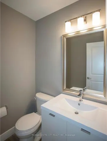 2070 Meadowgate Boulevard 37, London South, ON N6M 0H5