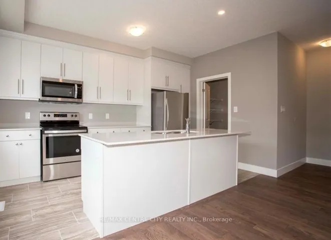 2070 Meadowgate Boulevard 37, London South, ON N6M 0H5