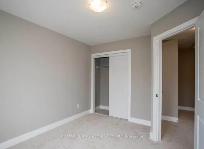 2070 Meadowgate Boulevard 37, London South, ON N6M 0H5