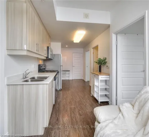 160 King Street N 901, Waterloo, ON N2J 2Y2