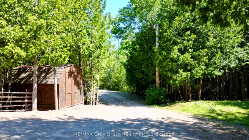 9 Hope Drive, Northern Bruce Peninsula, ON N0H 1Z0