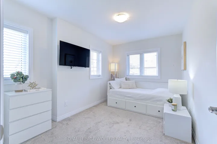 145 South Creek Drive A1, Kitchener, ON N2P 0E1
