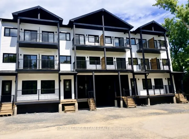 245 Bradford Street B, Britannia – Lincoln Heights And Area, ON K2B 5Z5