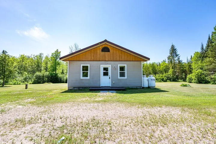 37335 Highway 17 Highway, Laurentian Hills, ON K0J 2B0