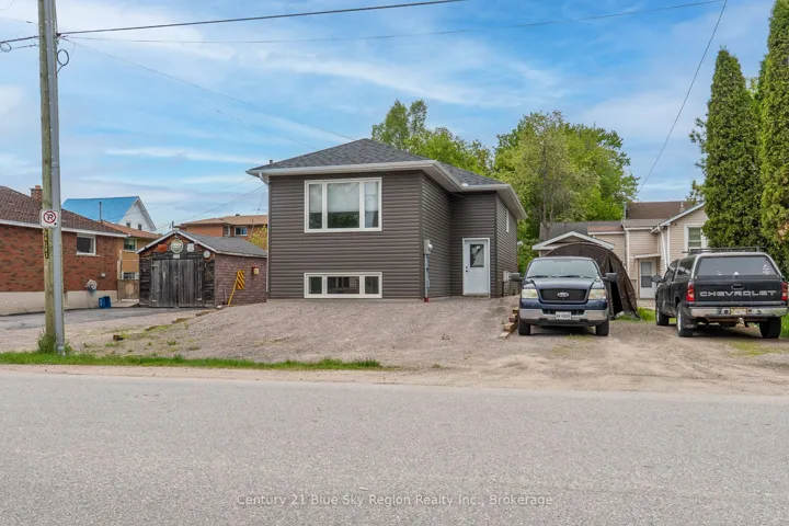1556 Fraser Street, North Bay, ON P1B 3Z2