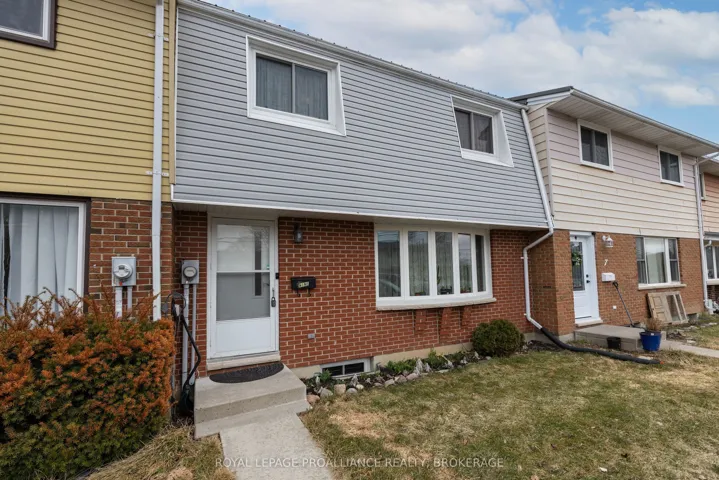 5 Winchester Drive 9, Greater Napanee, ON K7R 3P9