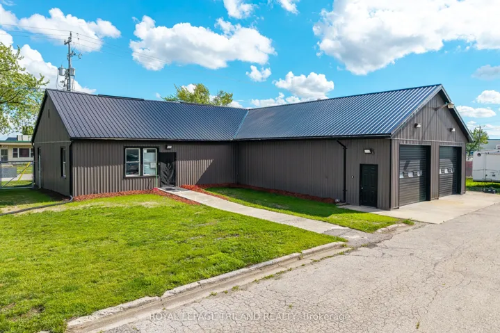 422 Canada Avenue, South Huron, ON N0M 1Y0