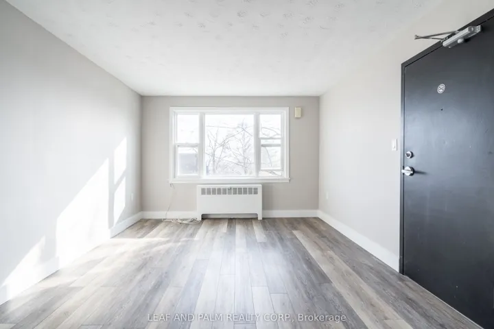 5567 Ontario Avenue 2, Niagara Falls, ON L2E 3S4