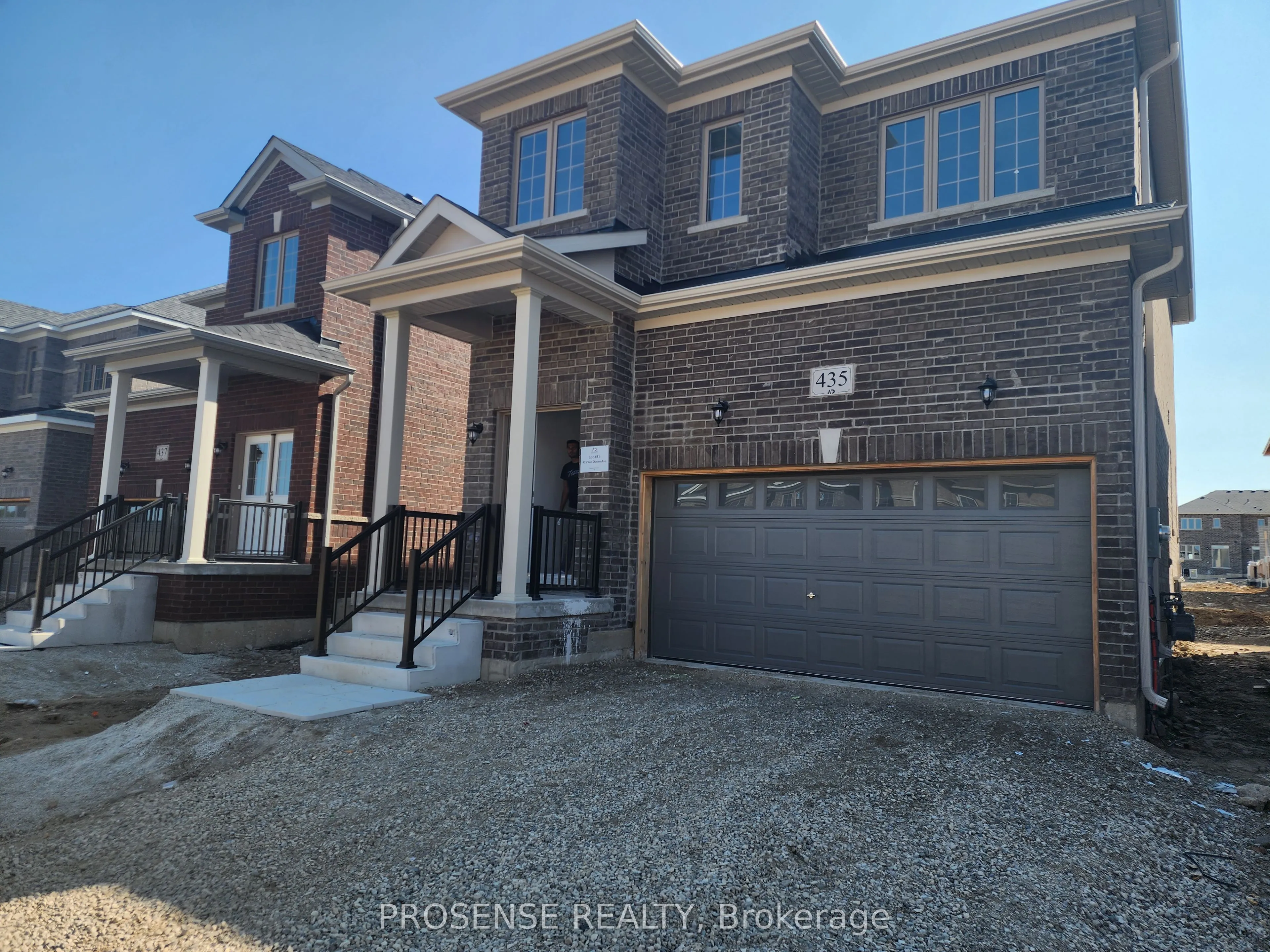 Detached Home For Lease | X13554932