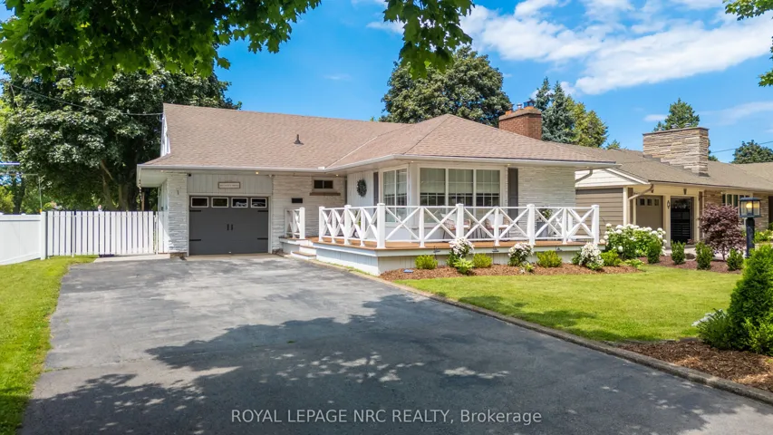 Welcome to 1 Nancy Drive with curb appeal!