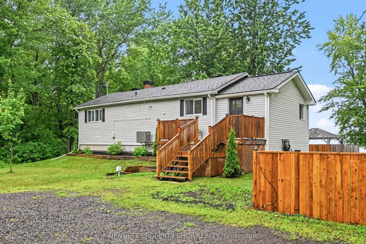 102 Moorhead Drive, Carp – Dunrobin – Huntley – Fitzroy And Area, ON K0A 1X0