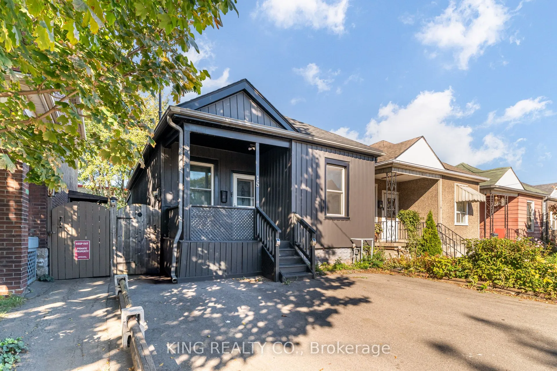 Detached Home For Lease | X13559566