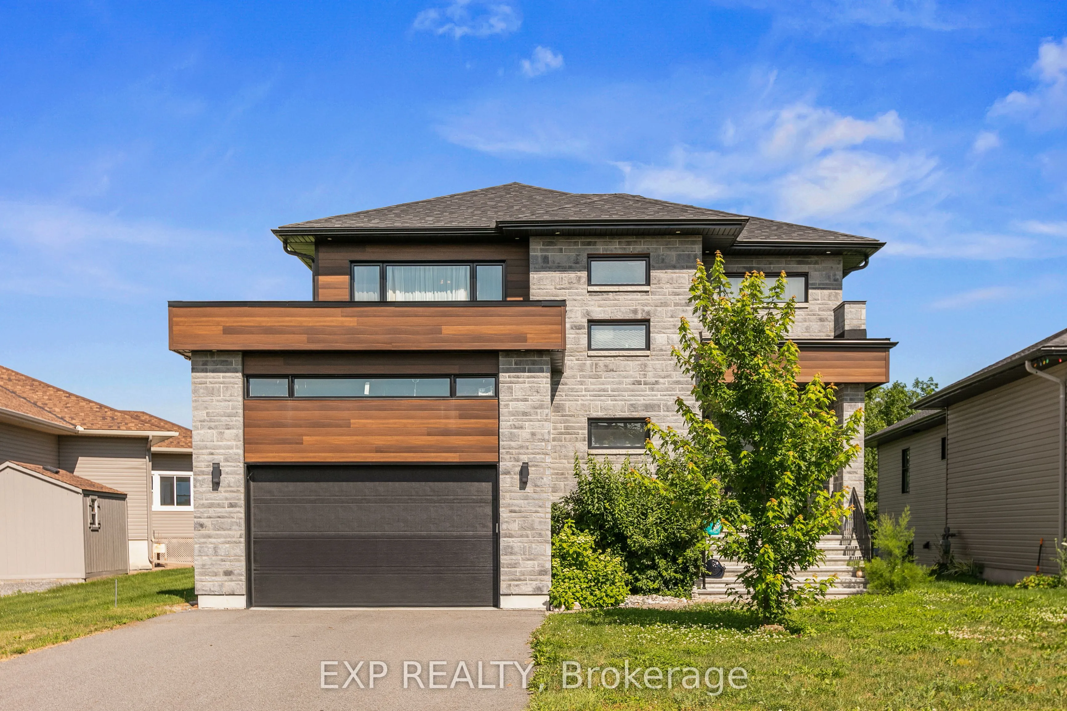 Detached Home For Sale | X13559582
