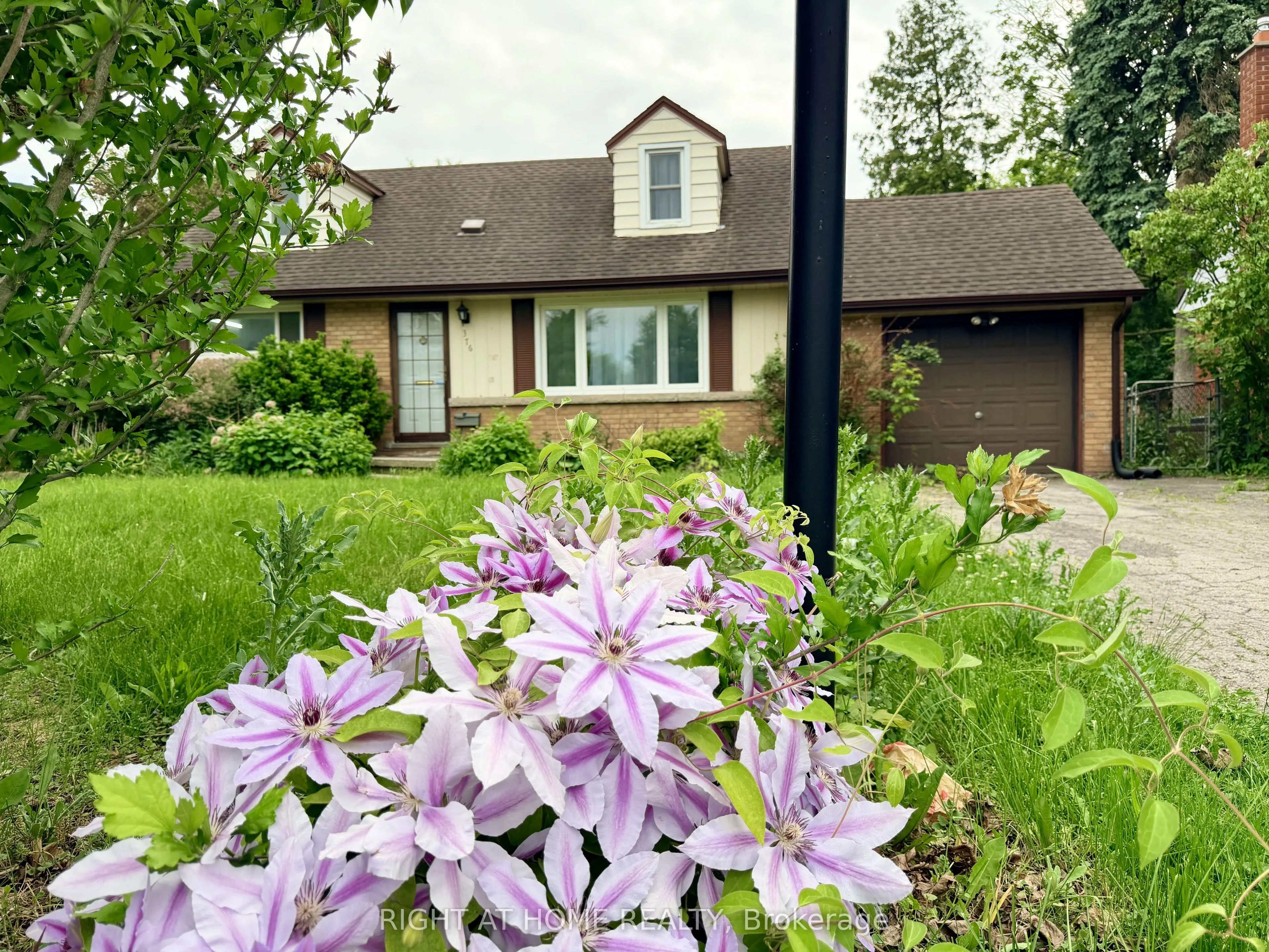 Detached Home For Sale | X13559798