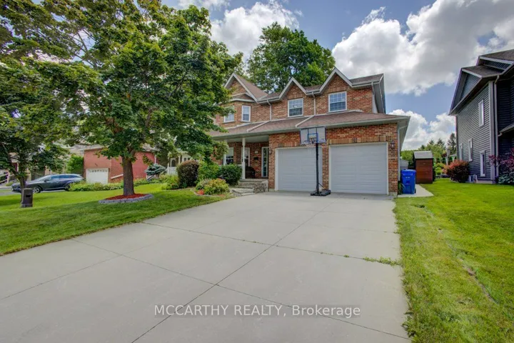 423 Old Village Lane, Shelburne, ON L9V 3A5