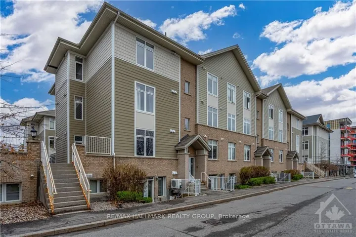 326 Everest Private C, Elmvale Acres And Area, ON K1G 4E3