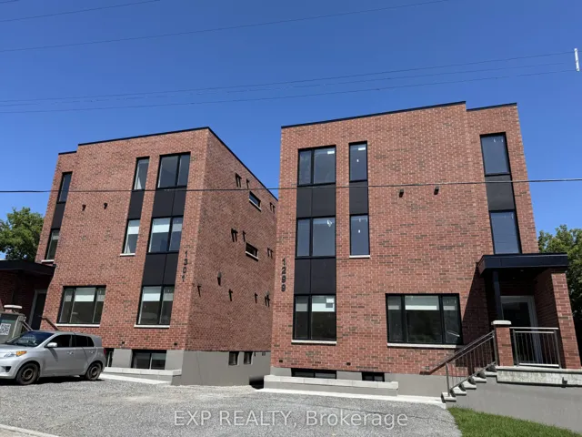 1301 Dorchester Avenue 3, Carlington – Central Park, ON K1Z 8E8