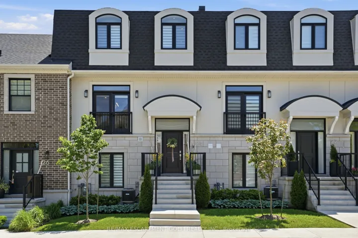 24 Willowbank Common, St. Catharines, ON L2S 4C8
