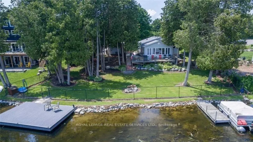 2365 Selwyn Bay Lane, Selwyn, ON K0L 2H0