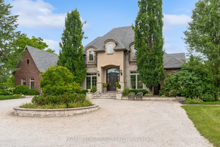1323 Effingham Street, Pelham, ON L0S 1M0