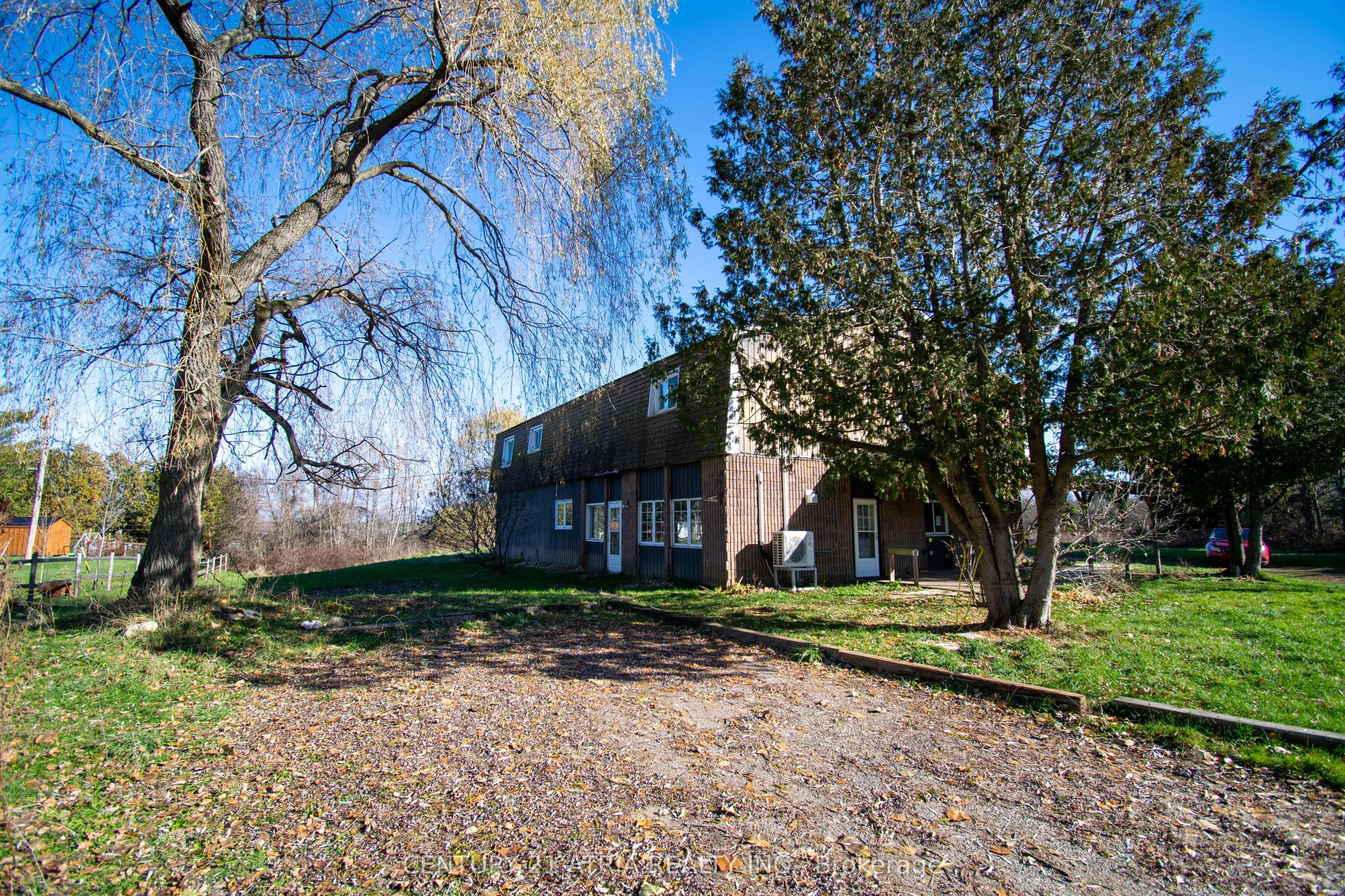 Duplex For Sale | X13596640