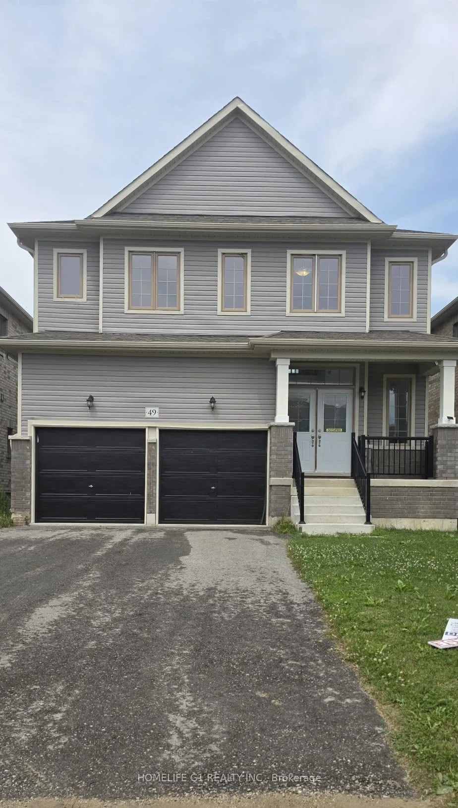 Detached Home For Lease | X13600204