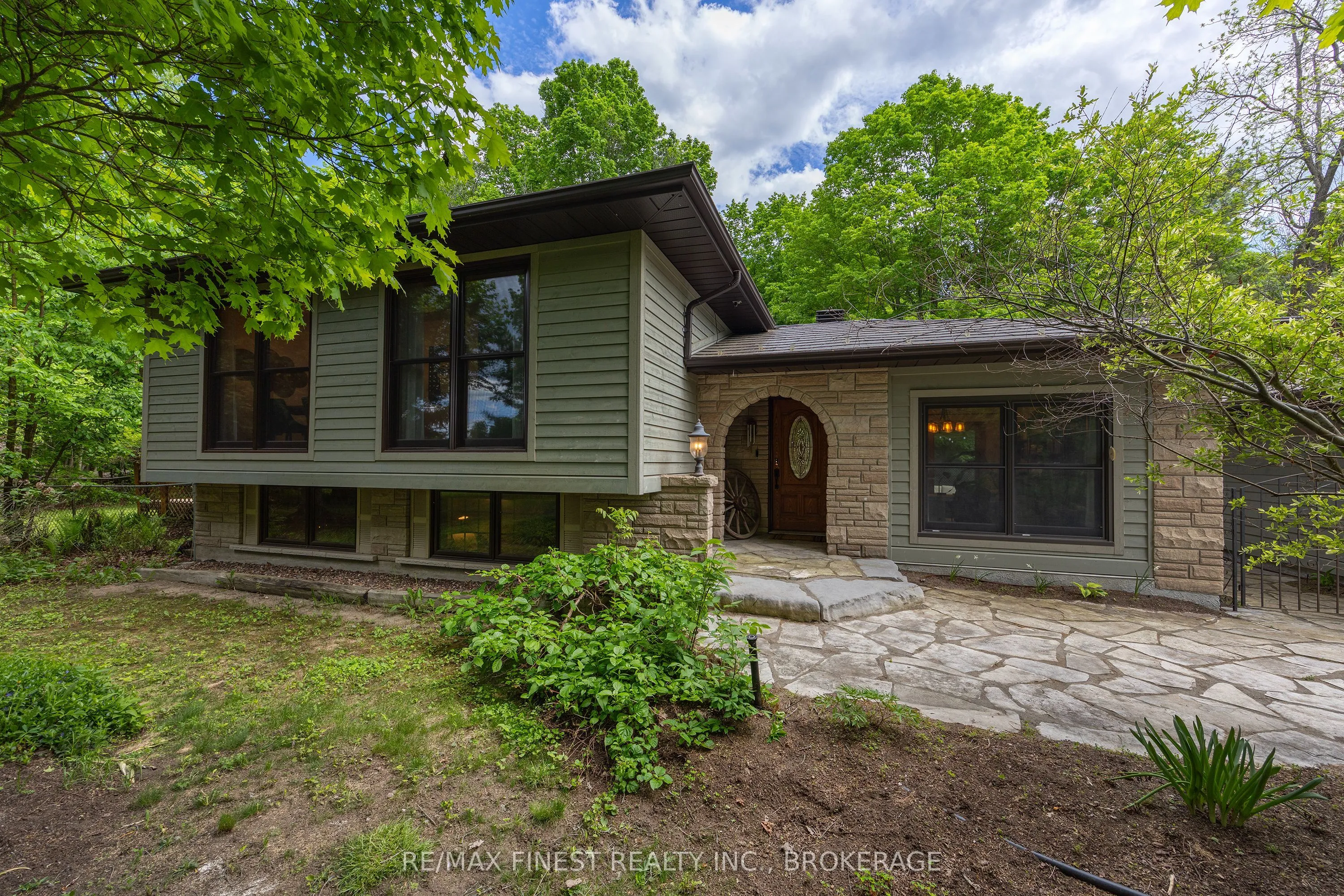Detached Home For Sale | X13619952